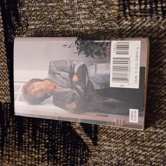 $4 Add-on  "Tears Of The Moon" by Nora Roberts - Paperback Novel - Picture 2 of 8